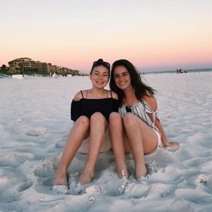 Meet your Posher, Ashley